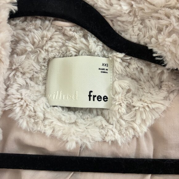 Aritzia Wilfred Free Soft Sherpa Teddy Coat (Angela Jacket) in XXS (fits XXS-S) - Picture 4 of 7